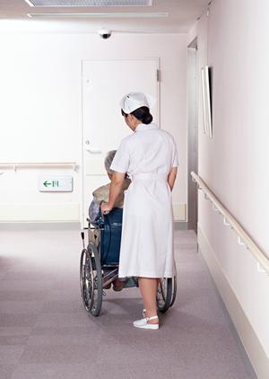 将来の夢を目指せる保育士大学のご案内